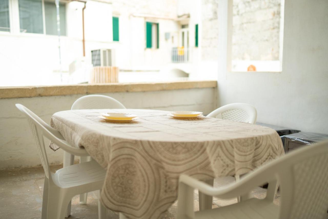 La Casa Di Andrea - Con Terrazzo Apartamento Monopoli Exterior foto